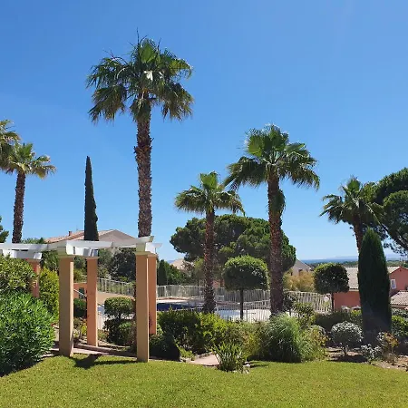 Location Pour 4 Personnes Presqu Ile De Giens 3 Etoiles * Hyeres